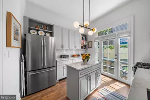 734 Montrose St, Philadelphia, PA 19147 - Photo 7