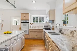 435 W Allens Ln, Philadelphia, PA 19119 - Photo 15