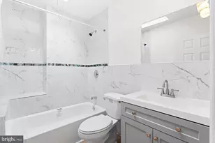 2042 S Cecil St, Philadelphia, PA 19143 - Photo 15