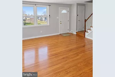 611 Green Lane, Philadelphia, PA 19128 - Photo 3