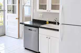 611 Green Ln, Philadelphia, PA 19128 - Photo 11