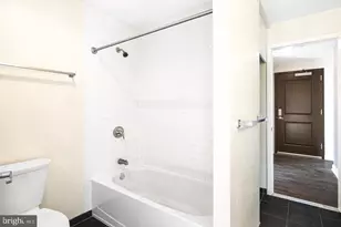523 N Broad St, Philadelphia, PA 19123 - Photo 13