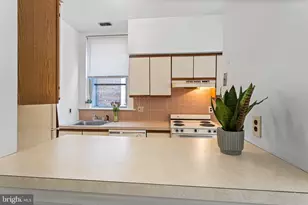 2826 Poplar St, Philadelphia, PA 19130 - Photo 7