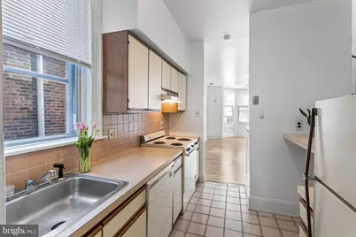 2826 Poplar Street #2R, Philadelphia, PA 19130 - Photo 9