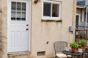 610 Sears St, Philadelphia, PA 19147 - Photo 9