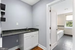 1118 E Oxford St, Philadelphia, PA 19125 - Photo 25