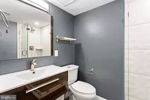 1118 E Oxford St, Philadelphia, PA 19125 - Photo 33
