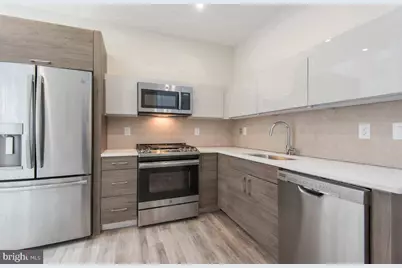 802 Sansom Street #401, Philadelphia, PA 19107 - Photo 3