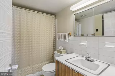 224 W Rittenhouse Square #2510, Philadelphia, PA 19103 - Photo 17