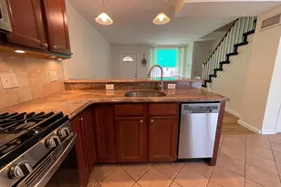 2820 S Darien St, Philadelphia, PA 19148 - Photo 9