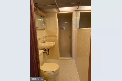 1228 Snyder Avenue, Philadelphia, PA 19148 - Photo 17