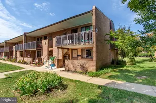 18106 Delaire Landing Rd, Philadelphia, PA 19114 - Photo 3