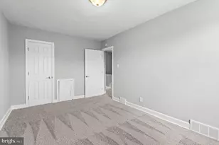 8261 Fayette St, Philadelphia, PA 19150 - Photo 11