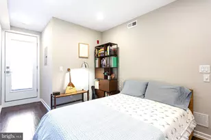 336 Monroe St, Philadelphia, PA 19147 - Photo 17