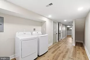 1443 N Edgewood St, Philadelphia, PA 19151 - Photo 7