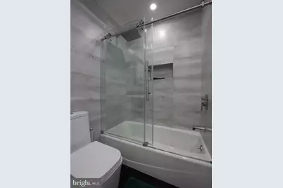 922 W York Street, Philadelphia, PA 19133 - Photo 11