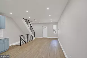 1424 S Napa St, Philadelphia, PA 19146 - Photo 3