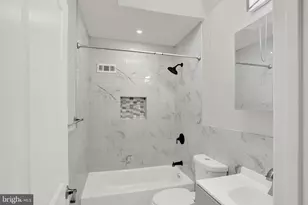 1424 S Napa St, Philadelphia, PA 19146 - Photo 11