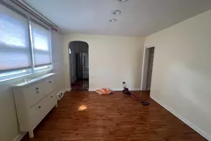 1714 Megargee St, Philadelphia, PA 19152 - Photo 3