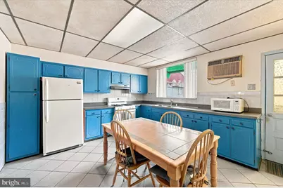 832 Tasker Street, Philadelphia, PA 19148 - Photo 5