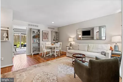 14 Newton Street #F27, Philadelphia, PA 19118 - Photo 7