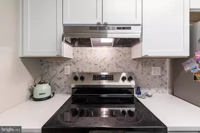 14 Newton Street #F27, Philadelphia, PA 19118 - Photo 11