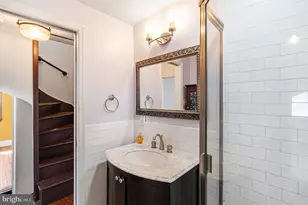 1101 Crease St, Philadelphia, PA 19125 - Photo 15