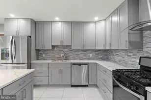 11405 Gifford Ave, Philadelphia, PA 19116 - Photo 3