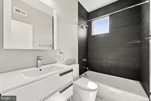 2605 Annin St, Philadelphia, PA 19146 - Photo 11