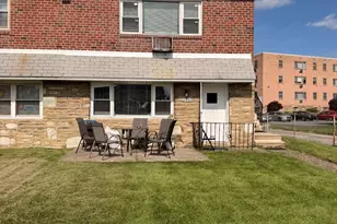 2343 Hoffnagle St, Philadelphia, PA 19152 - Photo 3