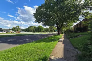 7528 E Roosevelt Blvd S, Philadelphia, PA 19152 - Photo 1