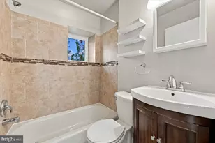 195 Conarroe St, Philadelphia, PA 19127 - Photo 9