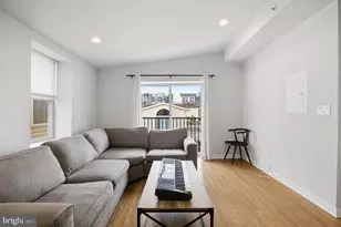 1418 Christian St, Philadelphia, PA 19146 - Photo 5
