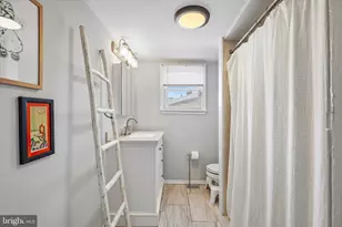 223 Grape St, Philadelphia, PA 19128 - Photo 13