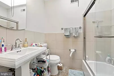 219 W Girard Avenue, Philadelphia, PA 19123 - Photo 13