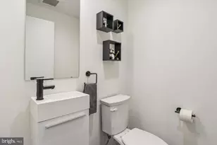 3007 Sunrise Walk, Philadelphia, PA 19125 - Photo 15