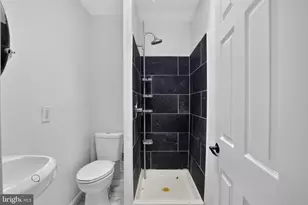 1905 Conlyn St, Philadelphia, PA 19141 - Photo 15