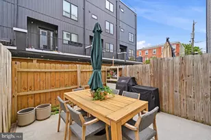 2044 E Susquehanna Ave, Philadelphia, PA 19125 - Photo 11