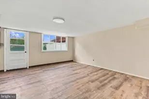 3758 Genesee Dr, Philadelphia, PA 19154 - Photo 15