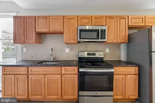 439 E Washington Ln, Philadelphia, PA 19144 - Photo 33