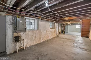 6033 W Oxford St, Philadelphia, PA 19151 - Photo 33