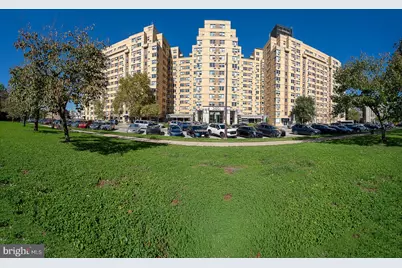 2601 Pennsylvania Avenue #253, Philadelphia, PA 19130 - Photo 17