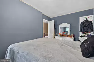 4646 Shelbourne St, Philadelphia, PA 19124 - Photo 13