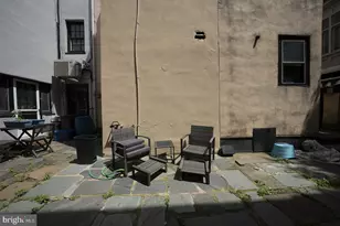 117 S Beechwood St, Philadelphia, PA 19103 - Photo 21