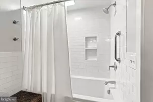251 S Warnock St, Philadelphia, PA 19107 - Photo 17