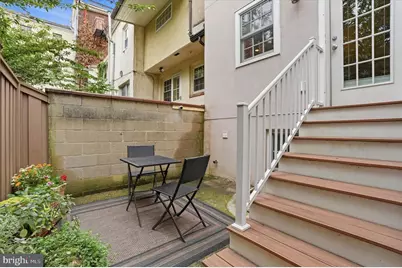 251 S Warnock Street, Philadelphia, PA 19107 - Photo 11