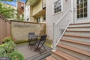 251 S Warnock St, Philadelphia, PA 19107 - Photo 11