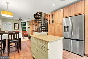 251 S Warnock St, Philadelphia, PA 19107 - Photo 9