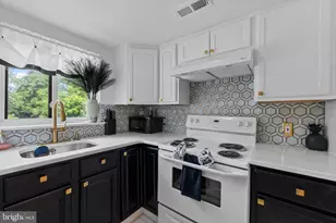8030 Ditman St, Philadelphia, PA 19136 - Photo 11