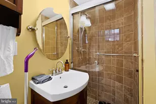 928 Irving St, Philadelphia, PA 19107 - Photo 13